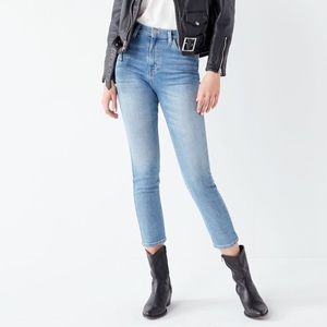 BDG Girlfriend High-Rise Jean